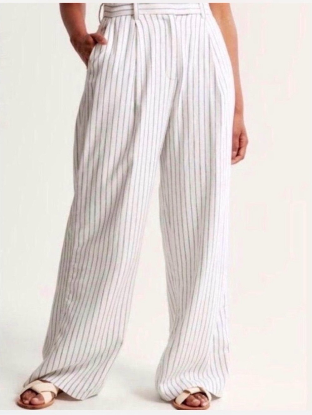 ABERCROMBIE & FITCH Sloane Tailored Pant  stripe wide leg cotton 28